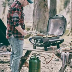 Burnhard Draagbare 2-Branders Gasbarbecue - Afdekhoes - BBQ Wayne -Greenpan Winkel 1200x1200 444