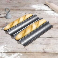 Feelino Stokbrood Bakvorm - Broodvorm - 4 Stokbroden - Stokbroodvorm - Geperforeerd - Baguettes - Baguetteplaat - Antiaanbaklaag -Greenpan Winkel 1200x1200 447