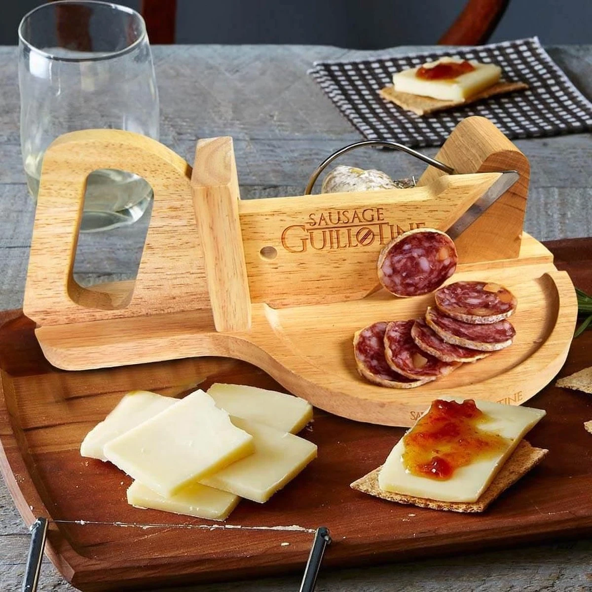 MikaMax Worst Guillotine - Worstsnijder - Worst Snijplank - Sausage Guillotine - Makkelijk Schoon Te Maken - RVS Mes - Bamboe - 30 x 19cm MikaMax Worst Guillotine - Worstsnijder - Worst Snijplank - Sausage Guillotine - Makkelijk Schoon Te Maken - RVS Mes - Bamboe - 30 X 19cm -Greenpan Winkel 1200x1200 539