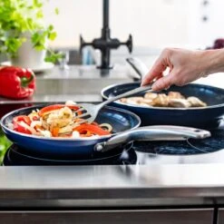 Blue Diamond, Keramische Koekenpan Verrijkt Met Diamantdeeltjes – Inductie Koekenpan Ø 24 Cm – PFAS En PHOA Vrij -Greenpan Winkel 1200x1200 72