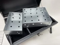 Compacte Draagbare Kolen BBQ Van Wolff BBQ - Handig Voor Op De Camping Op Het Strand Of In Een Park - Smoker Barbecue - Draagbare Lichtgewicht Bbq - Met Thermometer En Lucht Doorvoer. Laat Je Vlees Langzaam Garen. -Greenpan Winkel 1200x899 25