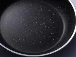 Sola Wokpan Stonehenge - Ø 28 Cm - Zwart/wit - Aluminium - Antiaanbaklaag -Greenpan Winkel 1200x906 4