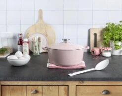 BK Bourgogne Braadpan Ø 24 Cm - Roze - Gietijzer - Inductie -Greenpan Winkel 1200x945 2