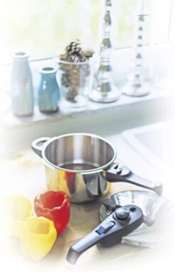 ELO Praktika Plus XS Snelkookpan 2,7 Liter -Greenpan Winkel 774x1200 1