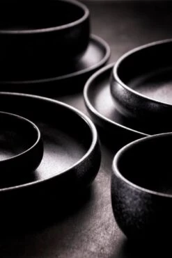 Maastricht Porselein Serviesset Universe Porselein 6-persoons 24-delig Zwart -Greenpan Winkel 800x1200 9