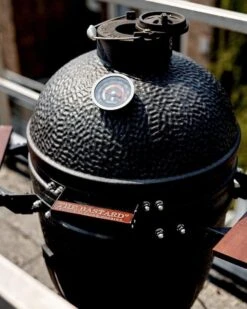 The Bastard Urban Medium - Kamado Barbecue - Kamado BBQ -Greenpan Winkel 960x1200